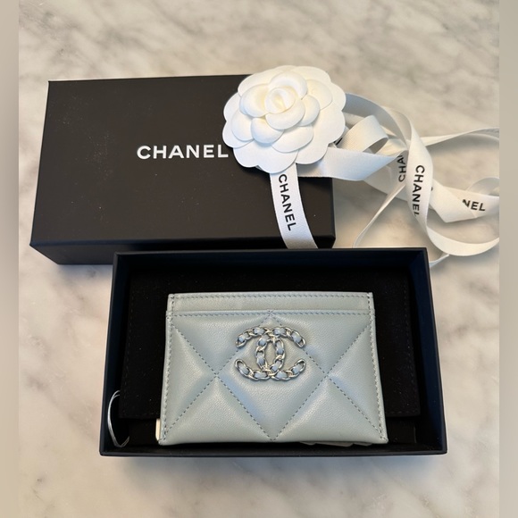 CHANEL Handbags - Chanel card holder